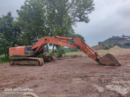 2015 model Used Tata Hitachi 220LC Excavator for sale in Khajuraho  by owners online at best price, Product ID: 450615, Image 3- Infra Bazaar
