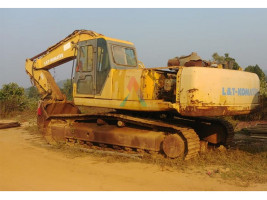 2010 model Used L&T Komatsu PC300 Excavator for sale in Ranchi by owners online at best price, Product ID: 451944, Image 3- Infra Bazaar