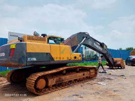 2017 model Used Volvo EC300 Excavator for sale in Hyderabad by owners online at best price, Product ID: 450574, Image 1- Infra Bazaar
