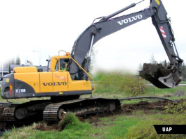 2011 model Used Volvo EC210 Excavator for sale in Munger-2 by owners online at best price, Product ID: 450666, Image 1- Infra Bazaar
