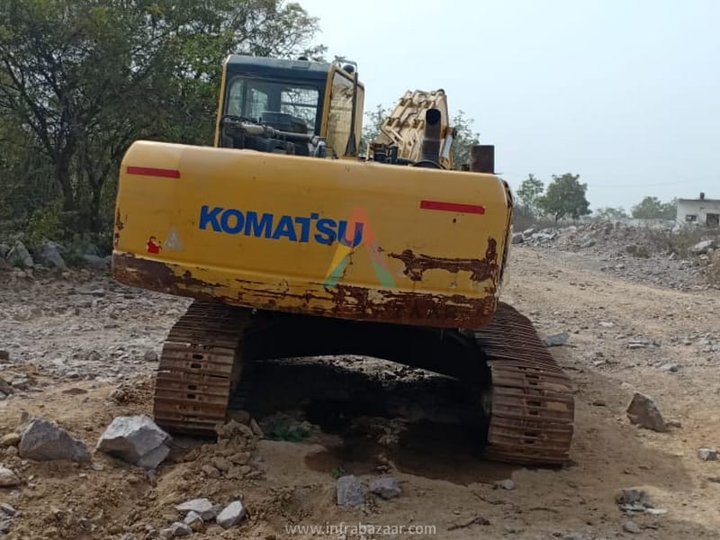 2014 model Used L&T Komatsu PC 210 Excavator for sale in BASARA by owners online at best price, Product ID: 450329, Image 4- Infra Bazaar