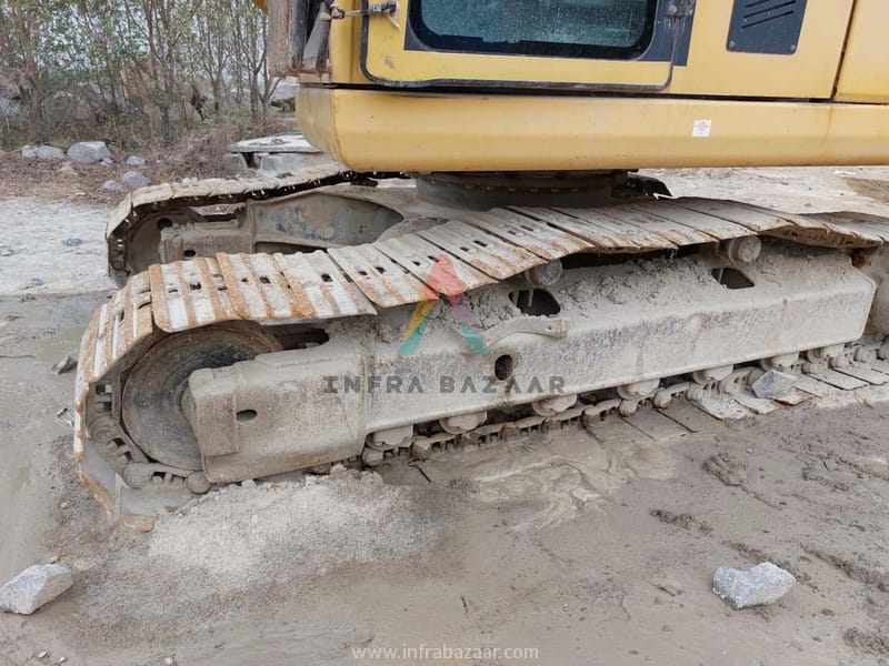 2014 model Used L&T Komatsu PC 210 Excavator for sale in Hyderabad by owners online at best price, Product ID: 450429, Image 8- Infra Bazaar