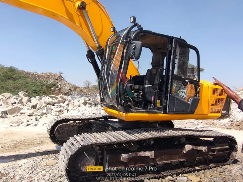 2017 model Used JCB JS 220 Excavator for sale in Tandur by owners online at best price, Product ID: 450515, Image 2- Infra Bazaar